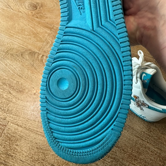 Nike Air Force 1 Bugs Bunny - Picture 7 of 8